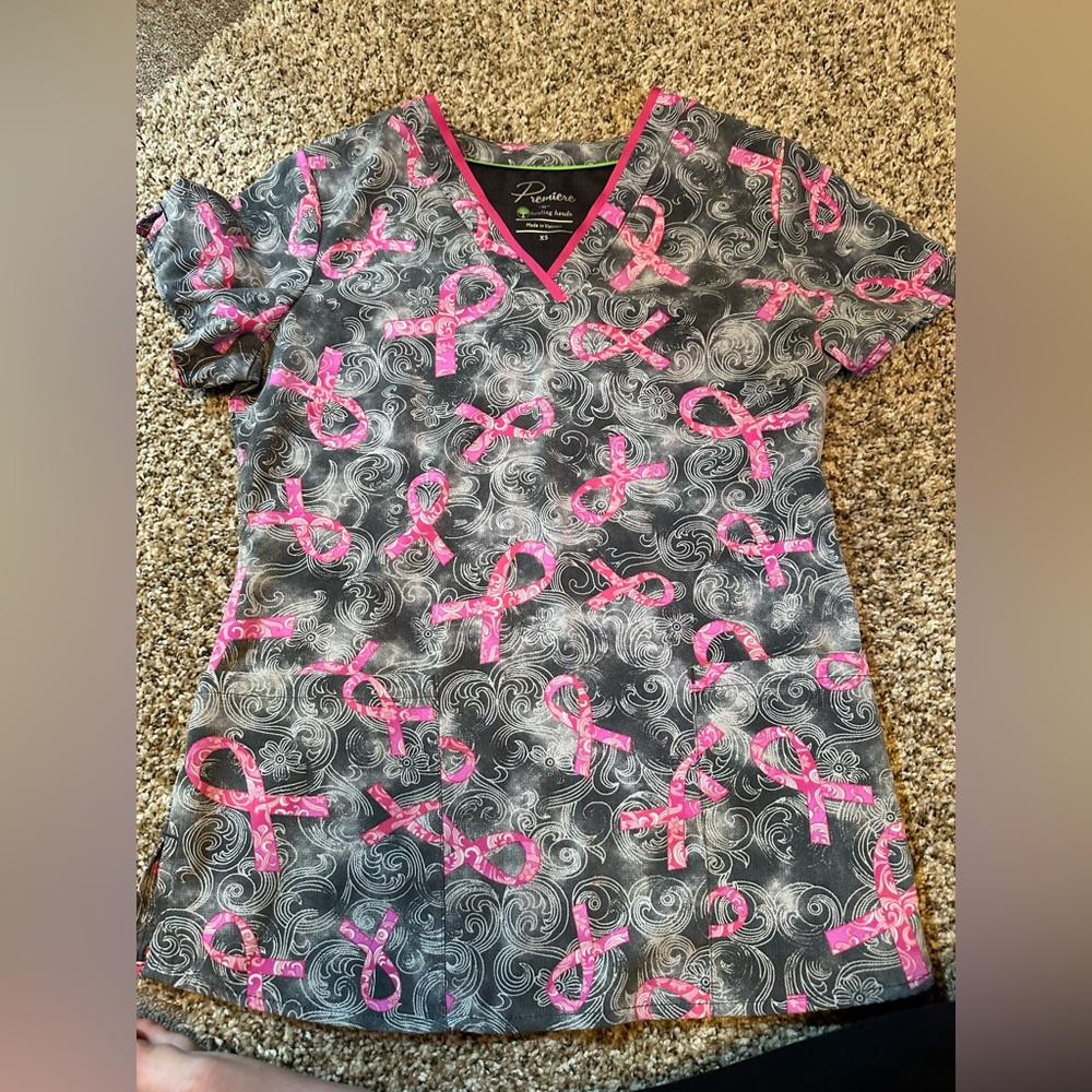 Healing hands scrub top